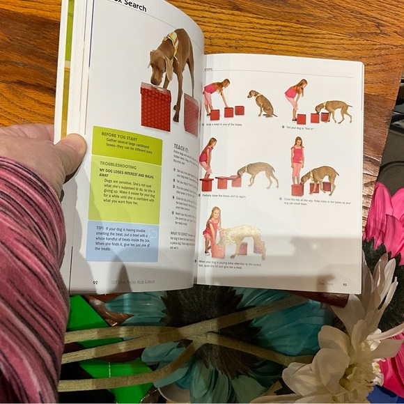 101 Dog Tricks Kids Edition Book. Like New Condition. Easy to follow pictures. - Picture 4 of 6
